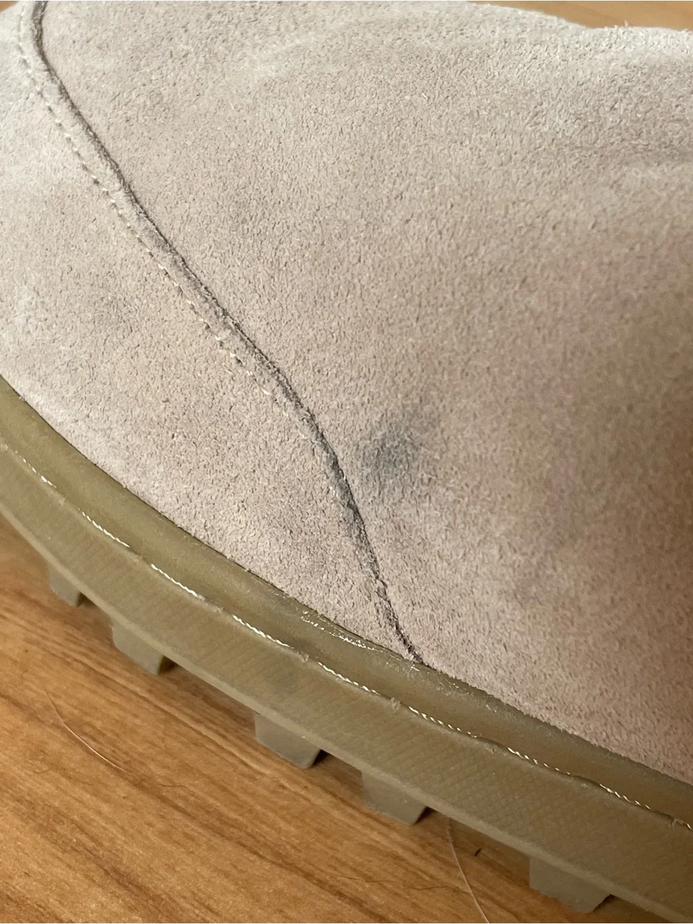 Australian Boot Company Women's Short Shearling Boots in light Beige